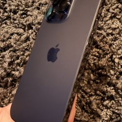 Unlocked Apple 🍎 iPhone 14 Pro Max (Purple) 256GB - Great Condition