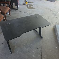  Gaming Table 