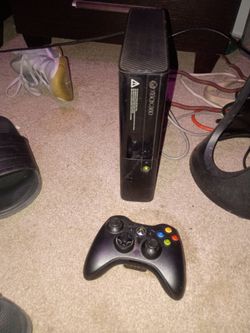 XBox360 with 11 games controller