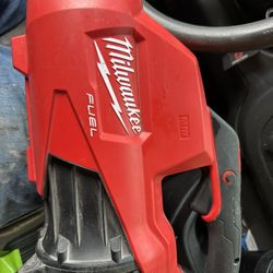 Milwaukee Leaf Blower