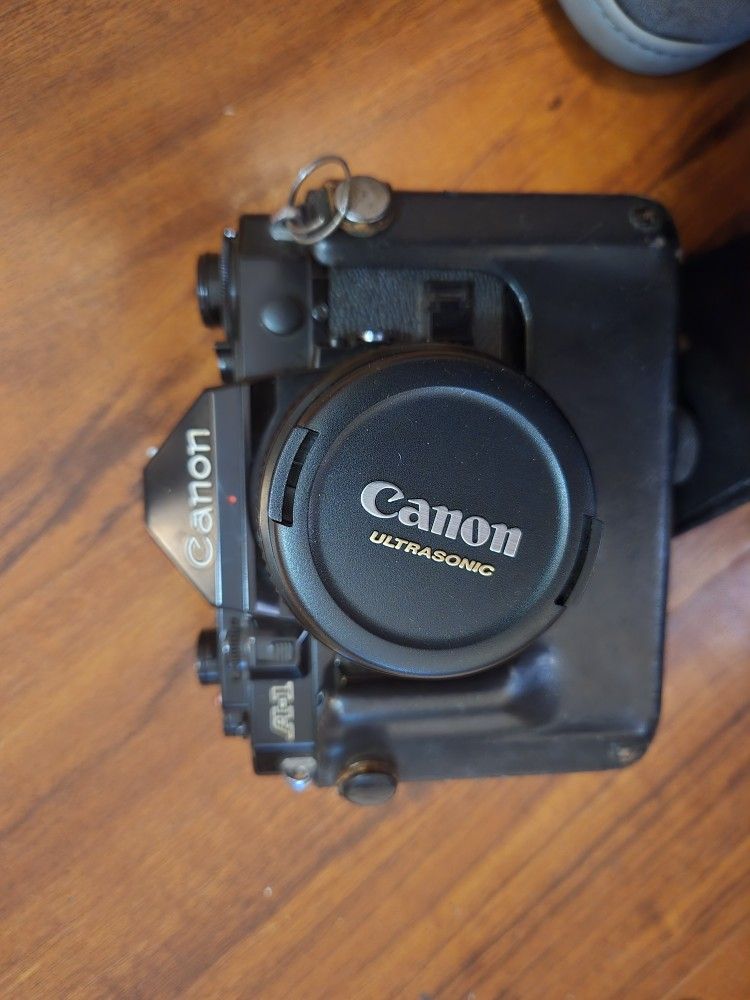 Canon A-1 35mm SLR Film Camera With F/1.4 50mm 50mm