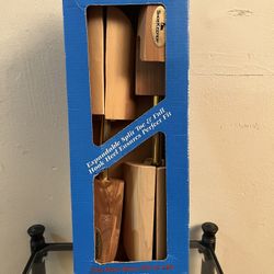 1- Pair Men’s Adjustable Cedar Shoes Tree ( Shoes) Stretchers With Hook Heel