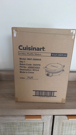 Cuisinart 4-Slice Waffle Maker WAF-200NAS