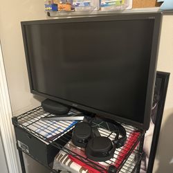 Acer Monitor And Steel Series Headphones