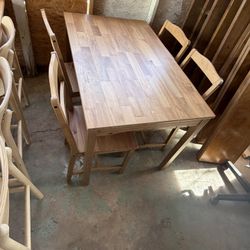 Wooden dining room set with 4 chairs