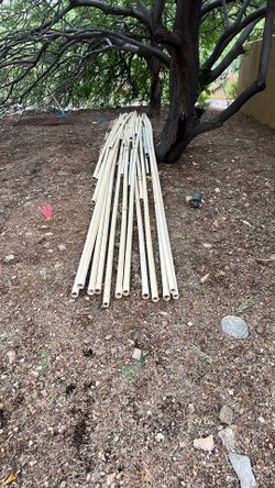 Crestline 12 Pieces Of 1 ” PVC Pipe Left Over. (12” Long Each)