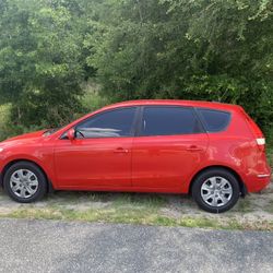 2010 Hyundai Elantra Touring Ed