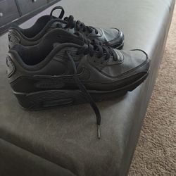 Nike Youth 6.5