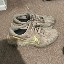 Nike Running Shoes Men’s 10.5 Or W 12