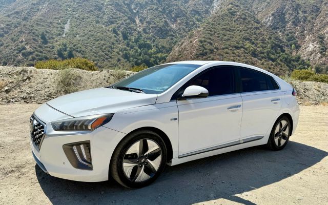 2020 Hyundai Ioniq Hybrid