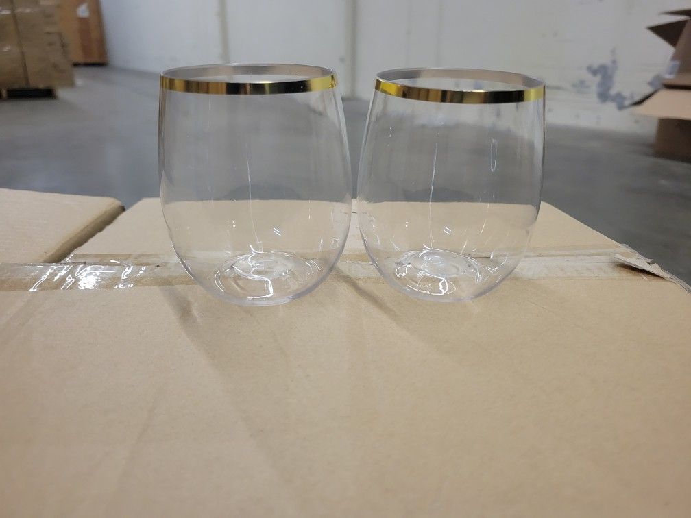 32 PC Clear/gold Rim Cups