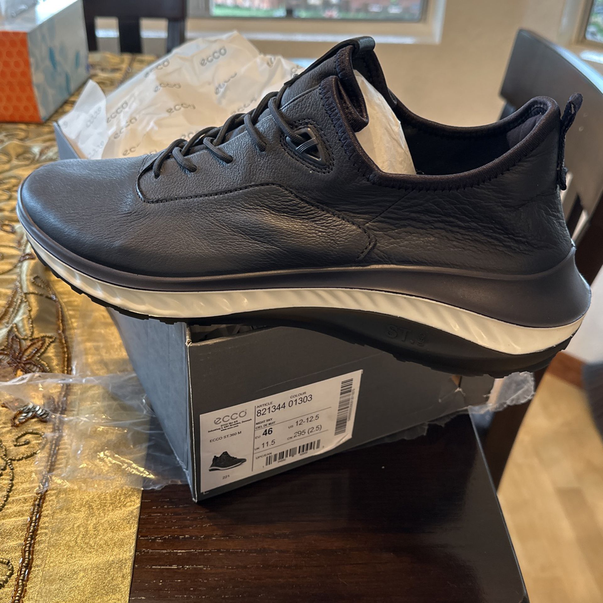 ECCO Shoes For in San Diego, CA - OfferUp