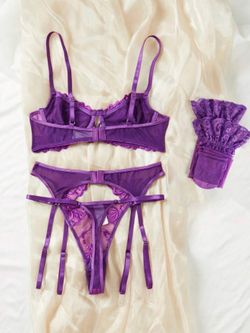 Lenceria sexy color morado talla mediana 💜