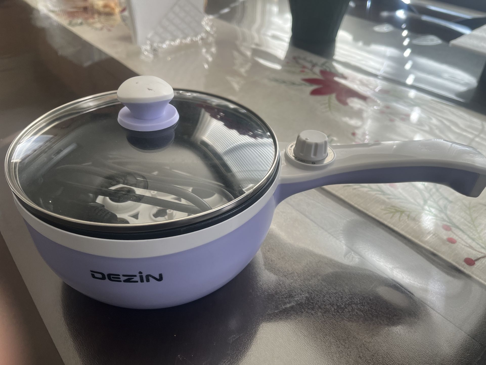 Roadpro RPSL-335 12V Portable Frying Pan Frying Pan Black Small