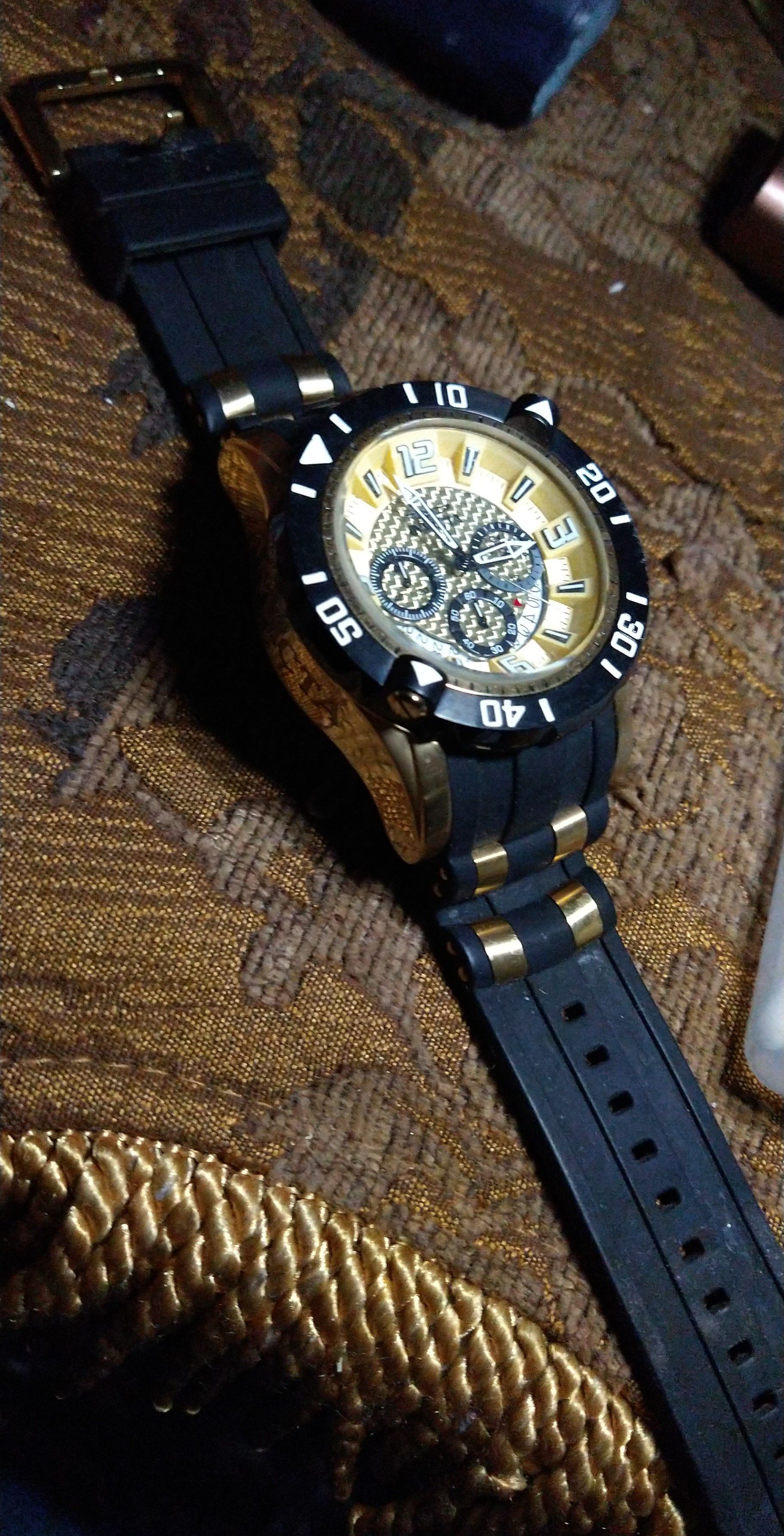 Invicta watch new paid $550 asking $150