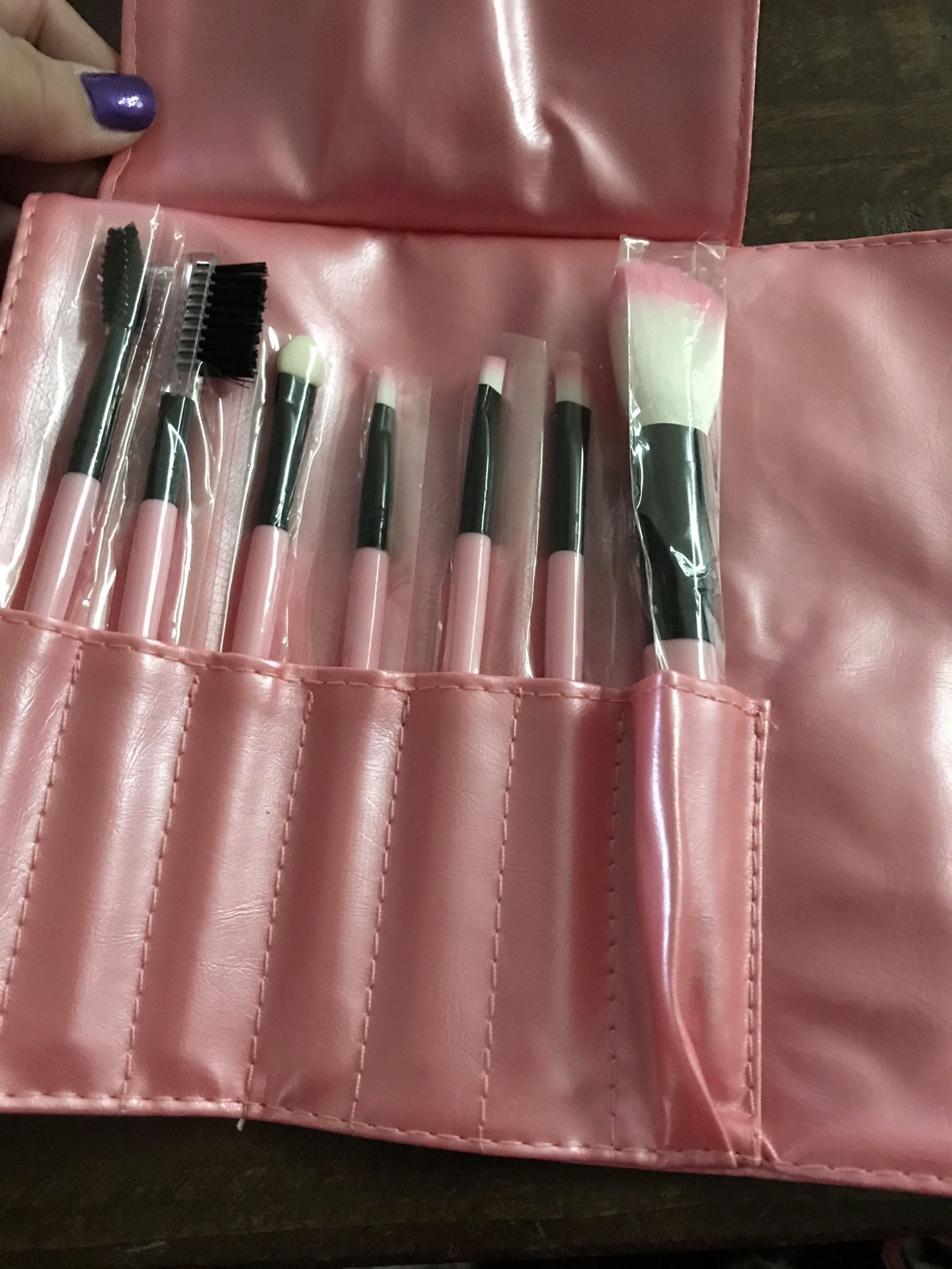 NEW makeup brushes