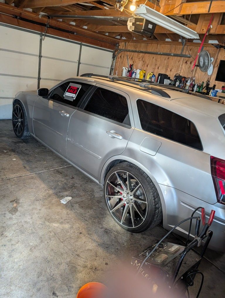2005 Dodge Magnum