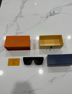 Louis Vuitton Shield Sunglasses Brand New In Box Luxury Designer