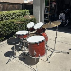 Mapex Venus Complete 5-Piece Drum Set