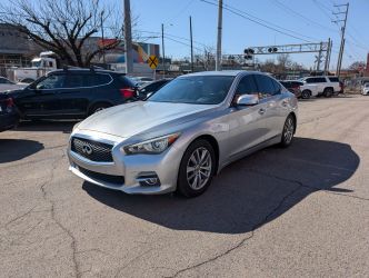 2015 INFINITI Q50