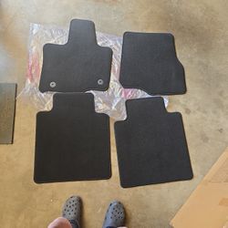 Jeep Gladiator Stock Mats takeoff  New