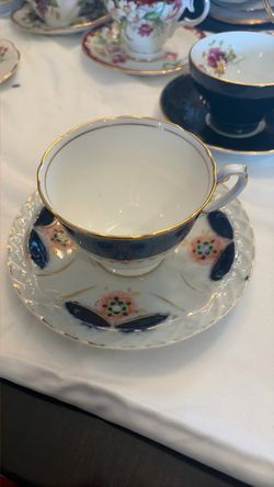 Royal Cauldron 1774 teacup