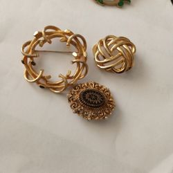 Vintage Brooch