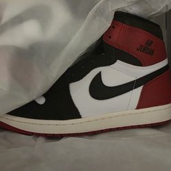 Jordan 1 Black Toe