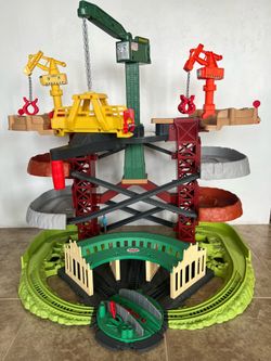Thomas & Friends: Trains & Cranes Super Towers