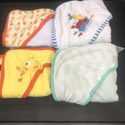 Bundle Of 4 Hooded Baby Towels 