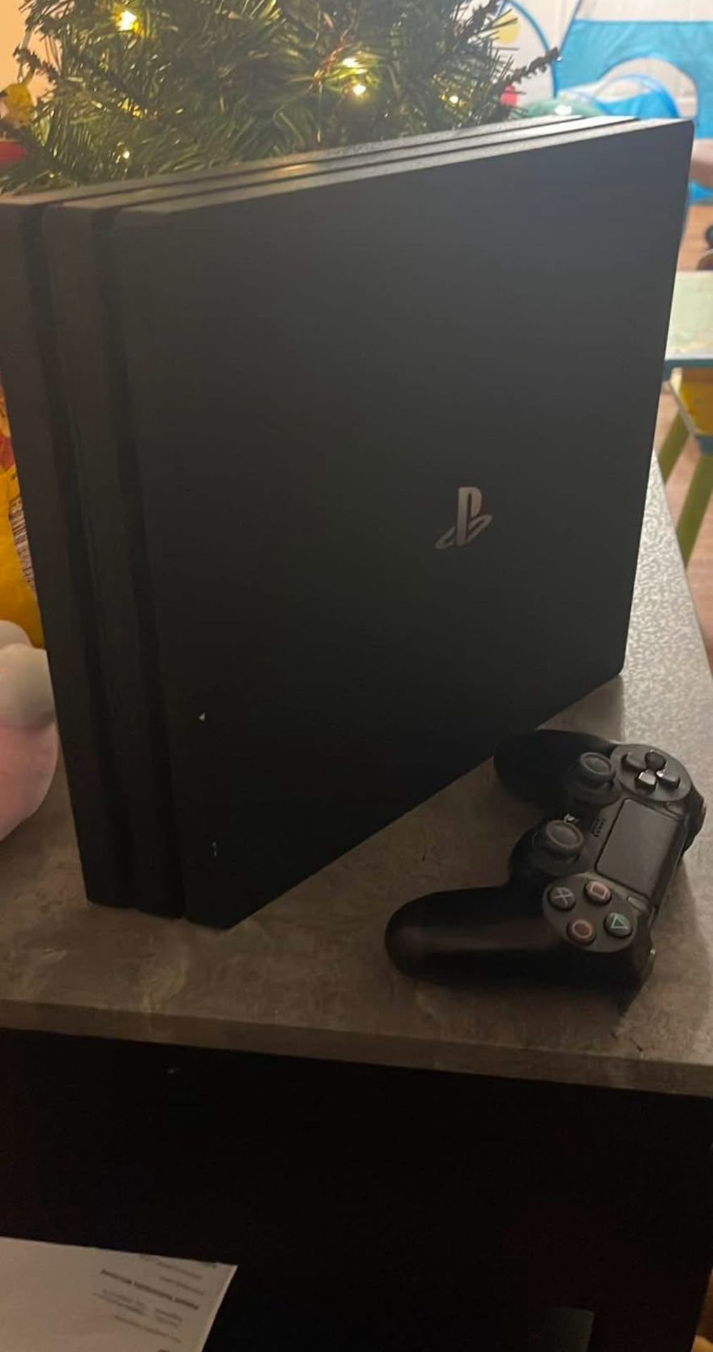 PS4 Pro 1TB (Trade For OCULUS QUEST 2)
