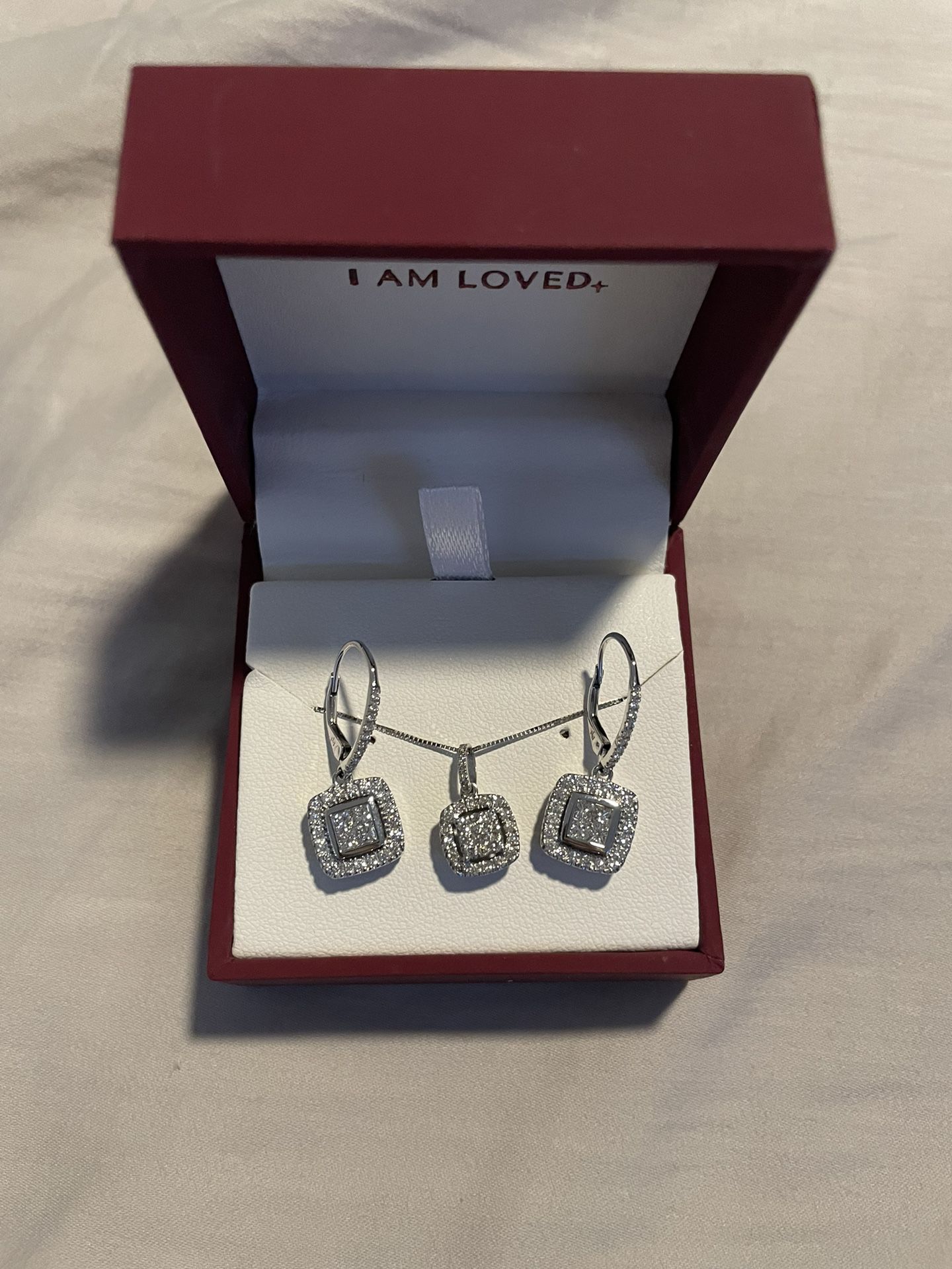 Costco Diamond Earrings And Helzberg Diamonds Coordinating Necklace