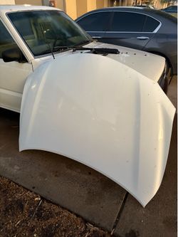 Toyota camry hood