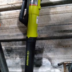 Battery Powered Blower 