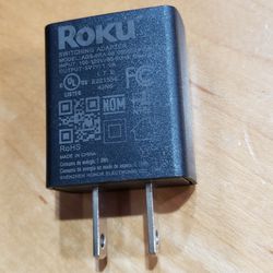 Roku USB power adapter 5V for different models of Roku streaming devices. Works for Roku stick. Good working condition.