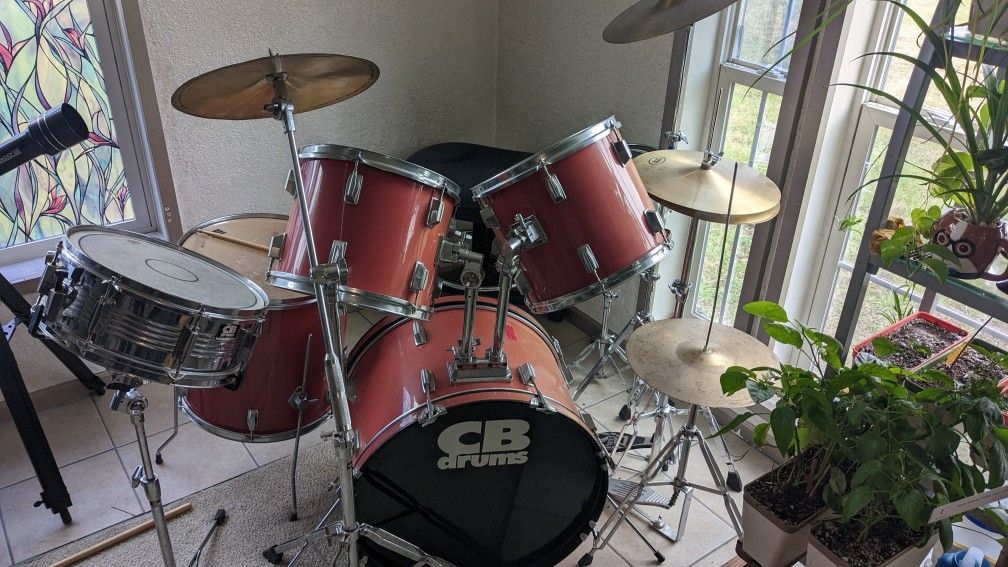 Red Drum Set