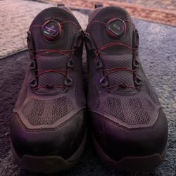 Redwing Hard Toe Boa Shoes