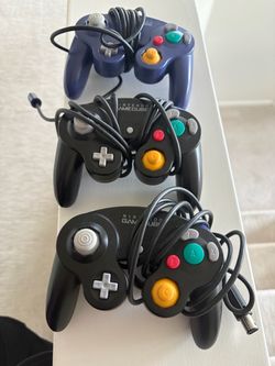 Nintendo GameCube Controllers Lot of 3