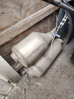Mufflers for a diesel pickup
