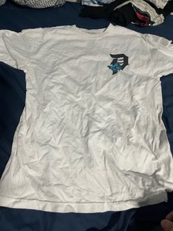 Primitive white and dark green shirt bundle
