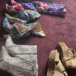 Womens Boots. 30 Each!!