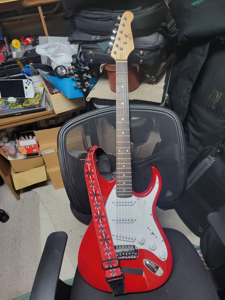 Stratocaster Type Electric Guitar, J Reynolds