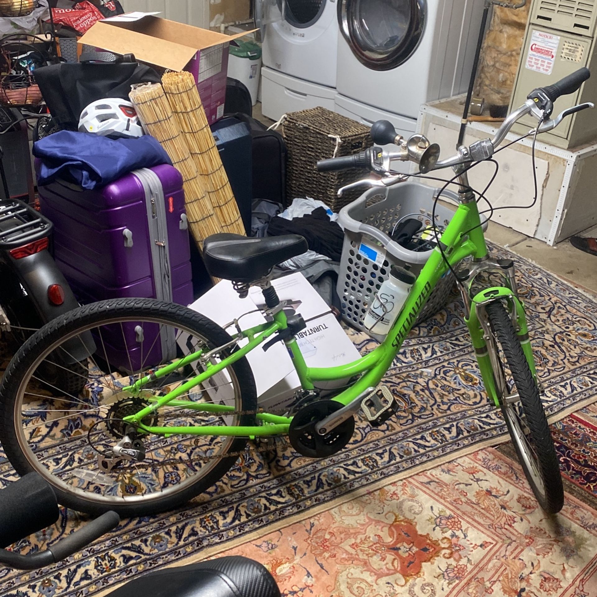 Green Expedition Sports Bike