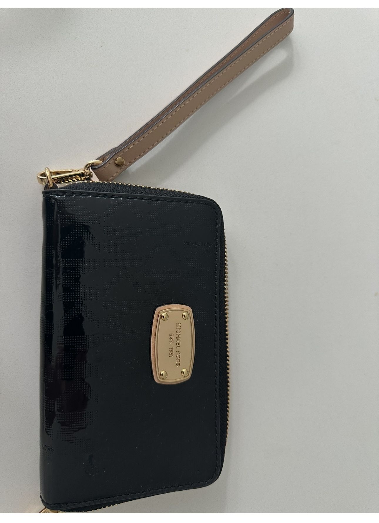 Michael Kors Wristlet - New With Tags