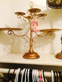 Opulent cupcake stand new