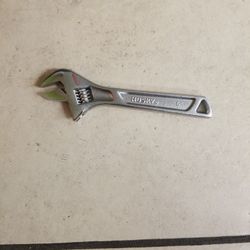 HUSKY 6" (150mm) Adjustable Wrench #8571