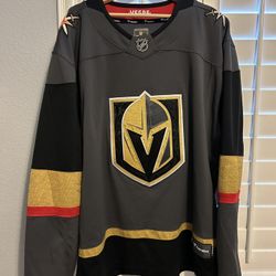 VTG RETRO FANATICS AUTHENTIC VEGAS GOLDEN KNIGHTS HOCKEY JERSEY SIZE 2XL