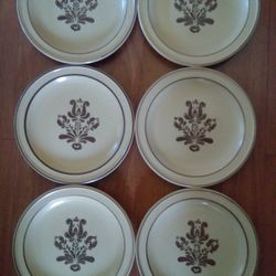 Pfaltzgraff Village Plates