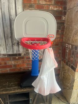 Little Tikes basketball hoop and balls