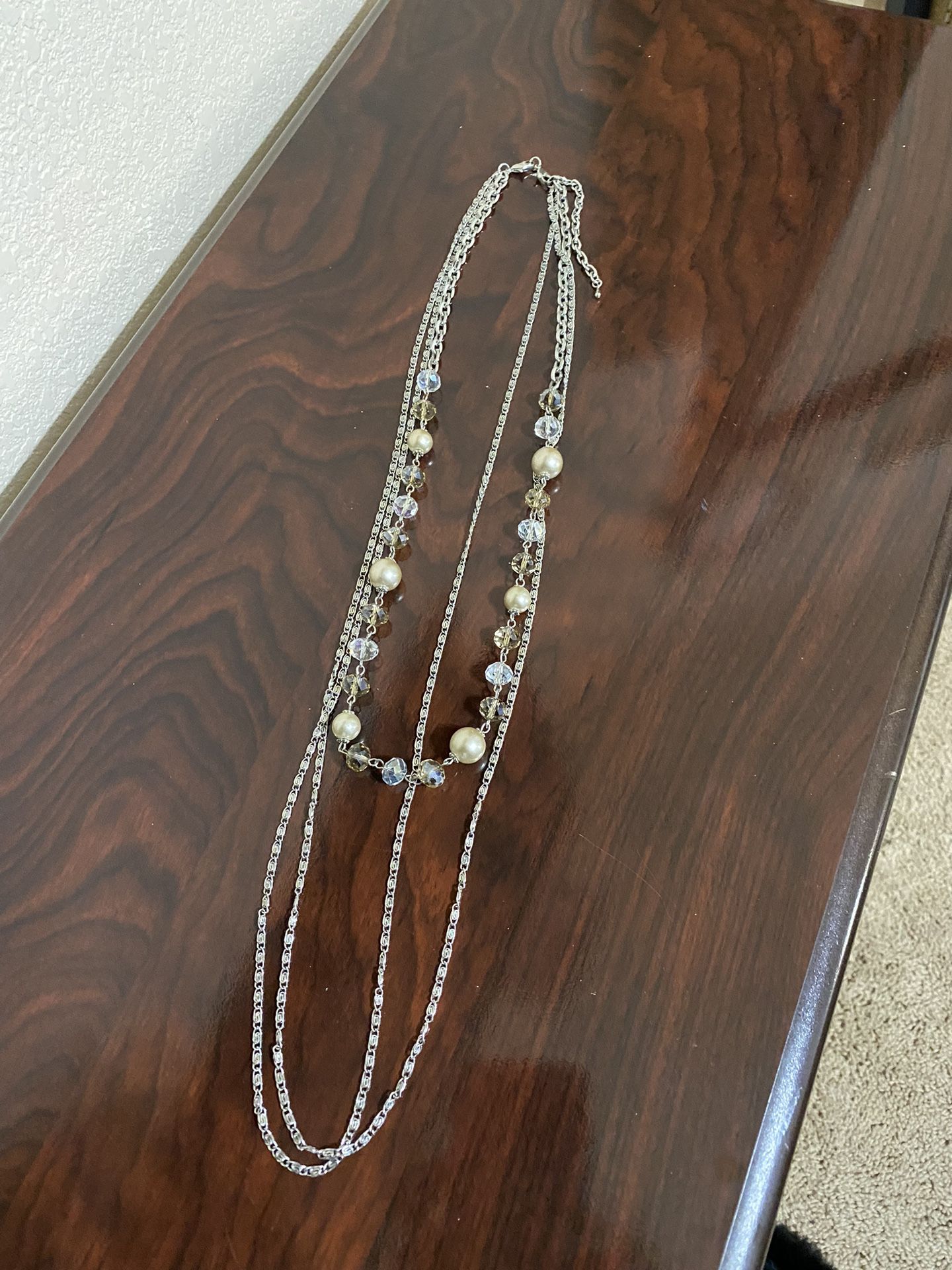 20” L Silver Tone With Pearls & Crystal Beads $5.00